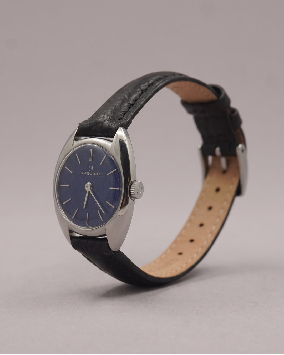 Universal Genève Lapis Lazuli — right angled view